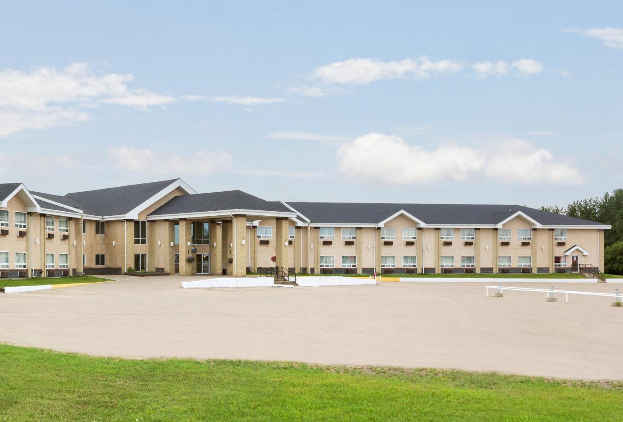 High Prairie Inn Exterior photo